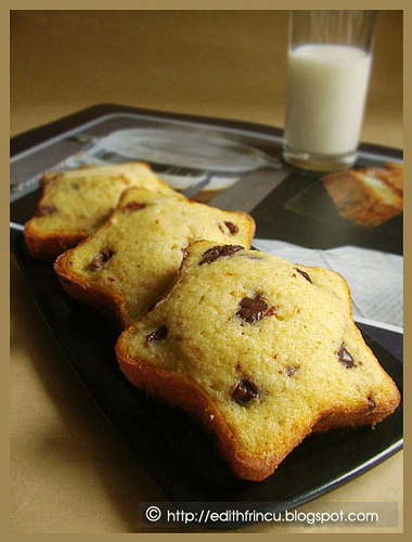 Chocolate chip muffins